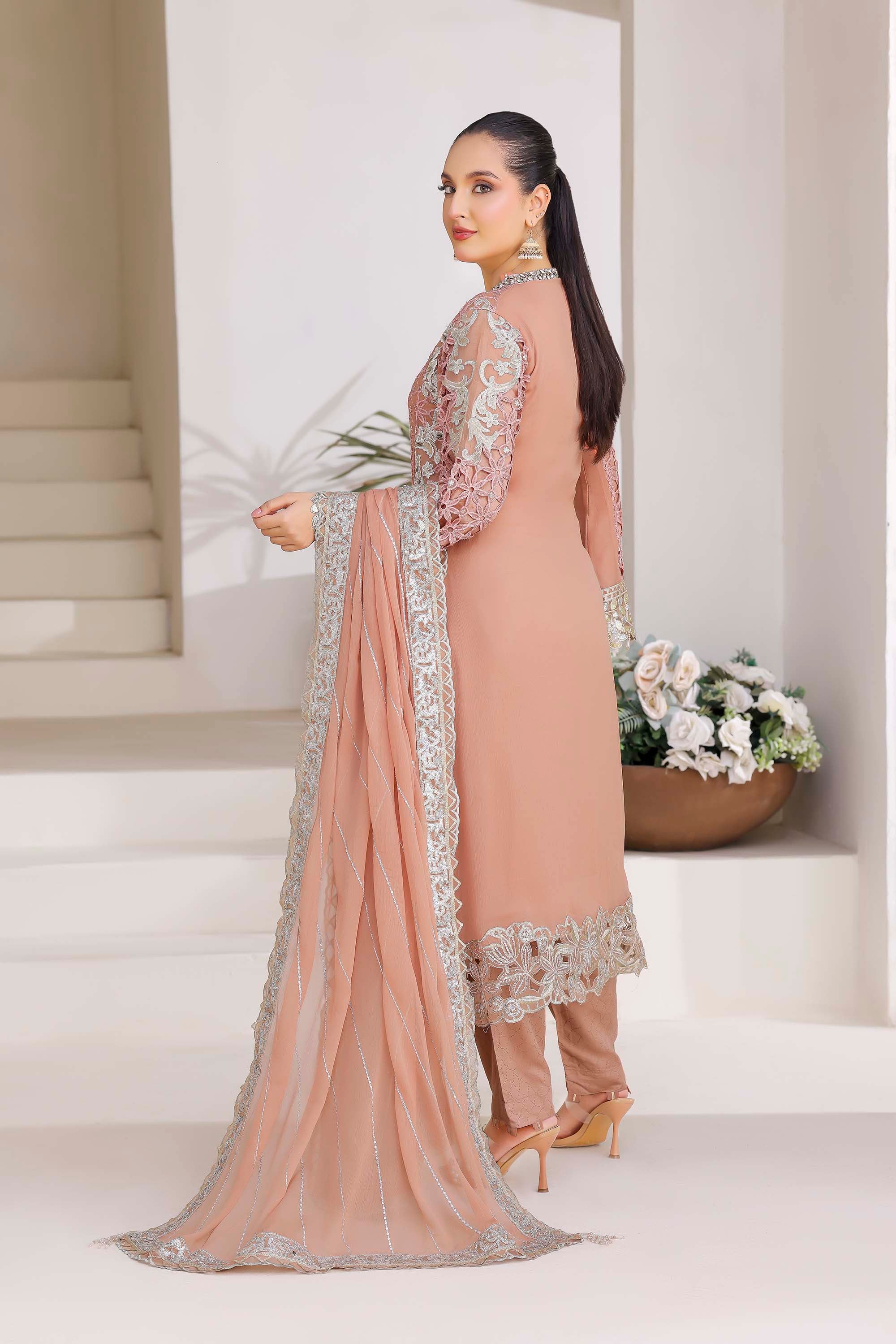 Ayleen Dusty Rose: Romantic Perfection Formal Ensemble