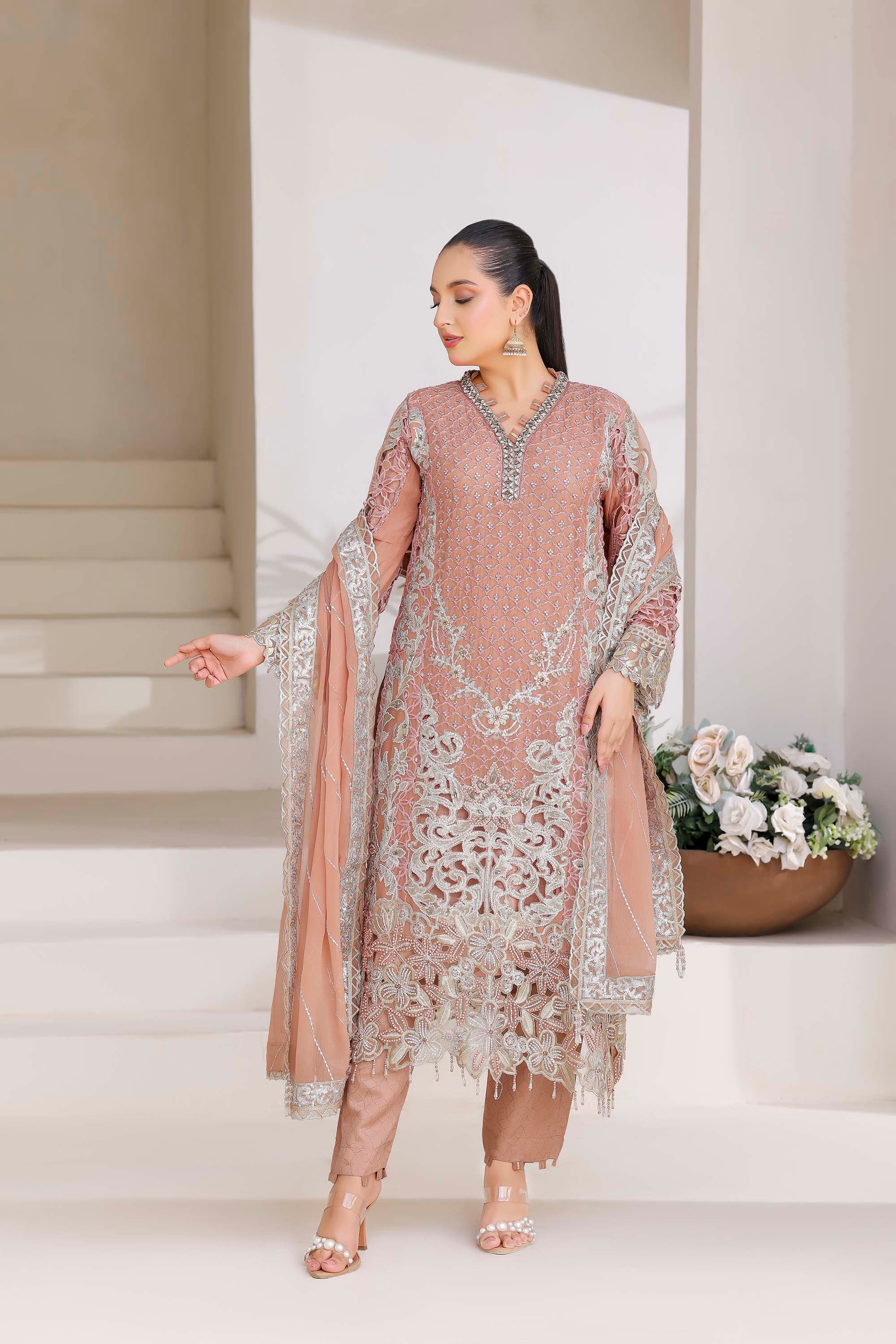 Ayleen Dusty Rose: Romantic Perfection Formal Ensemble