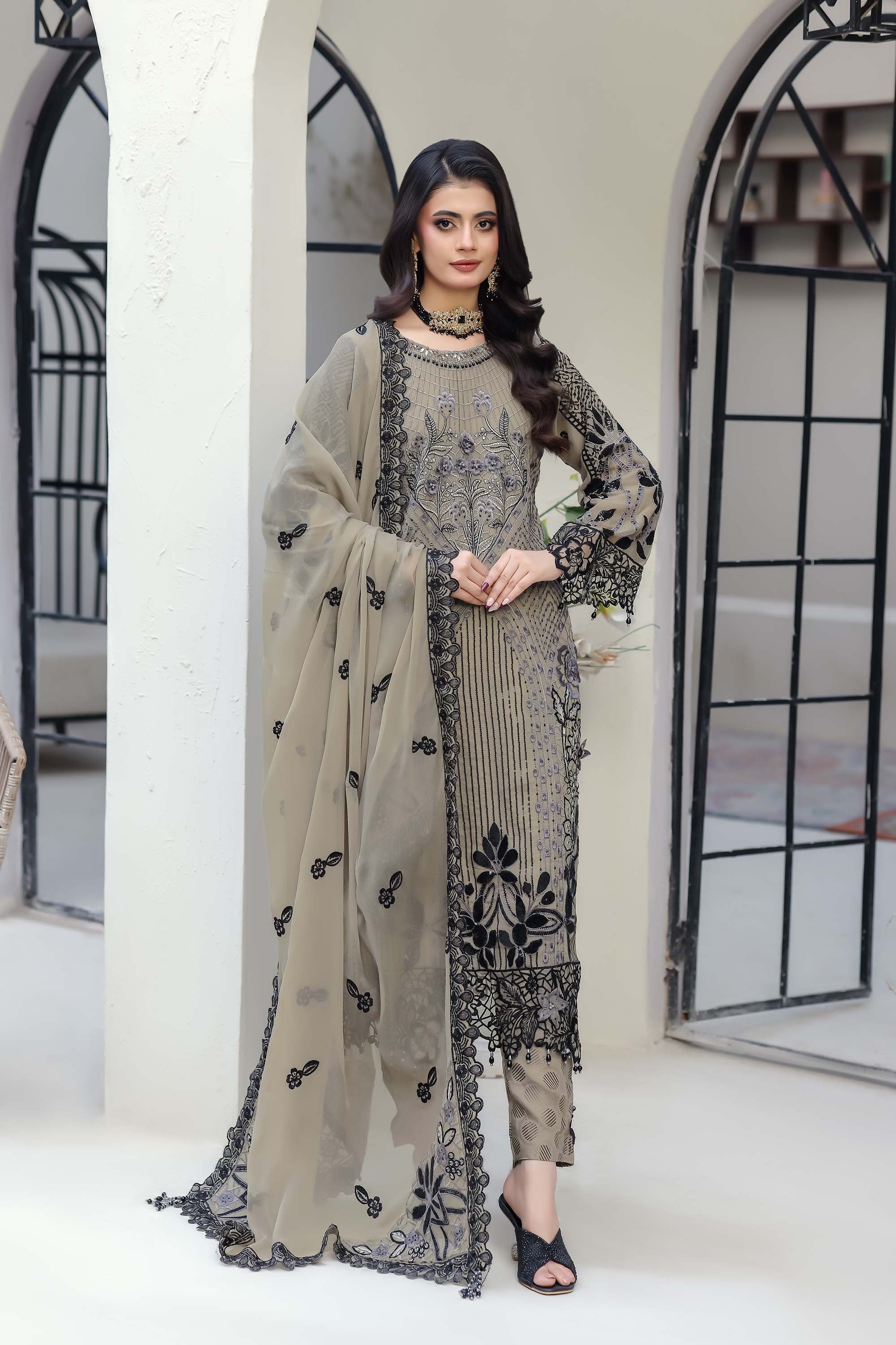 Zaib-o-Zeenat Embroidered Ensemble – Charcoal Taupe & Black