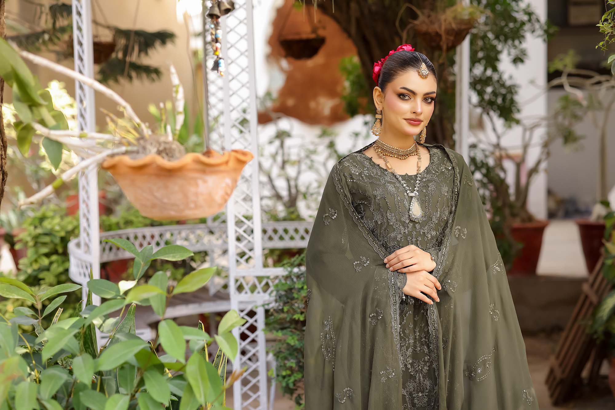Ashiyana – Classic Forest Green Heavily Embroidered Suit