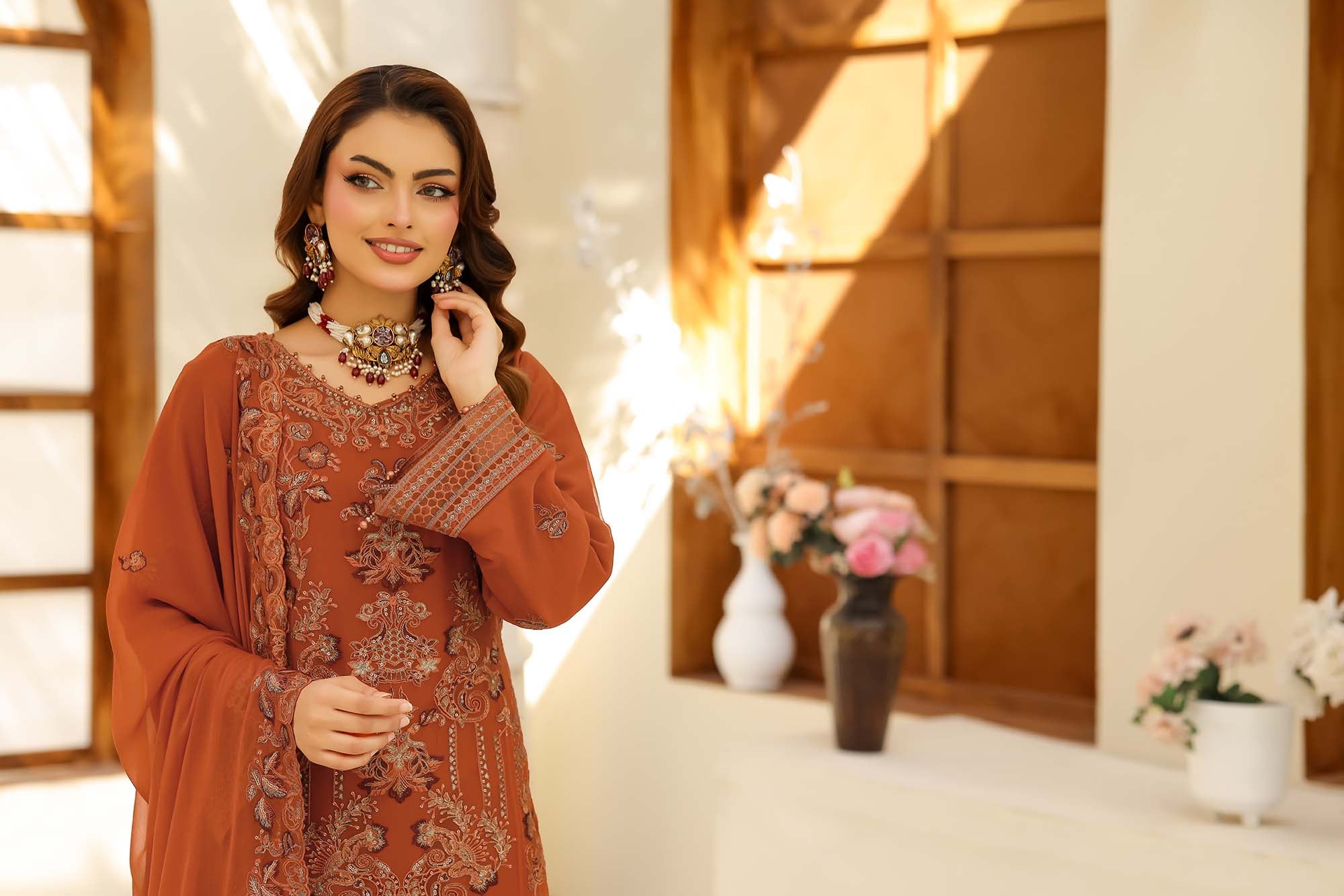 Sayyara – Burnt Rust & Amber