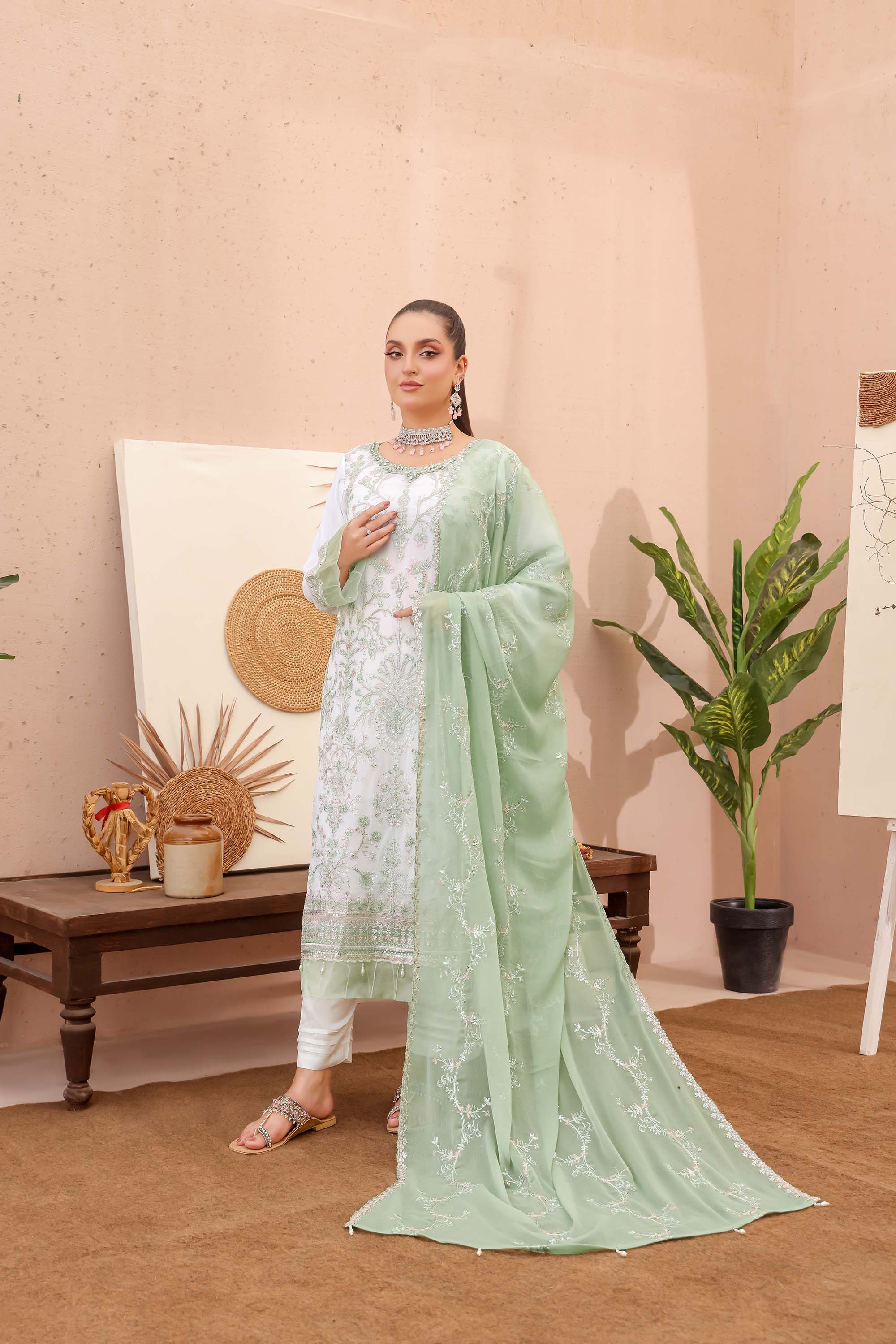 LA Bella White Contrast – Mint Green