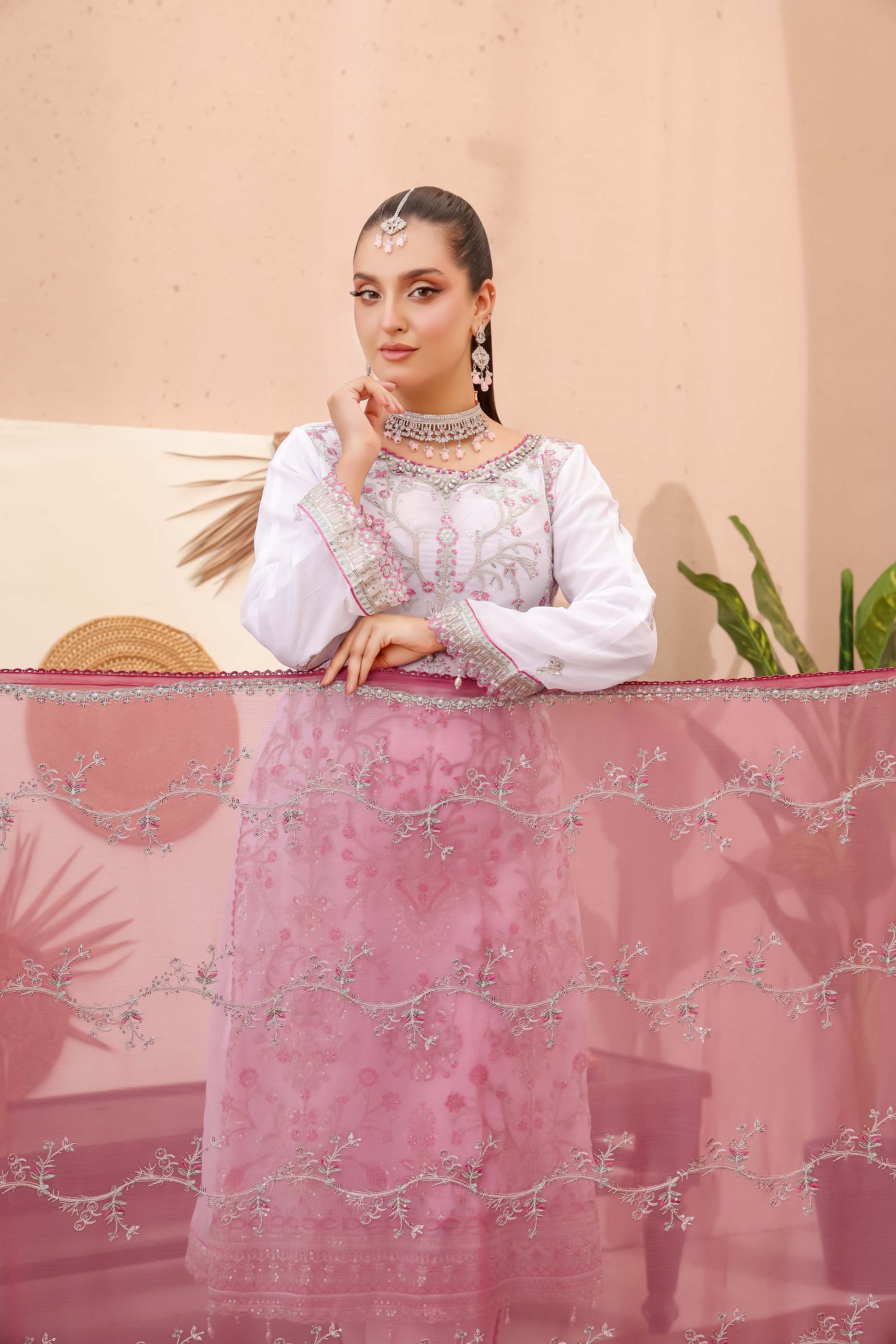 LA Bella White Contrast – Rose Pink
