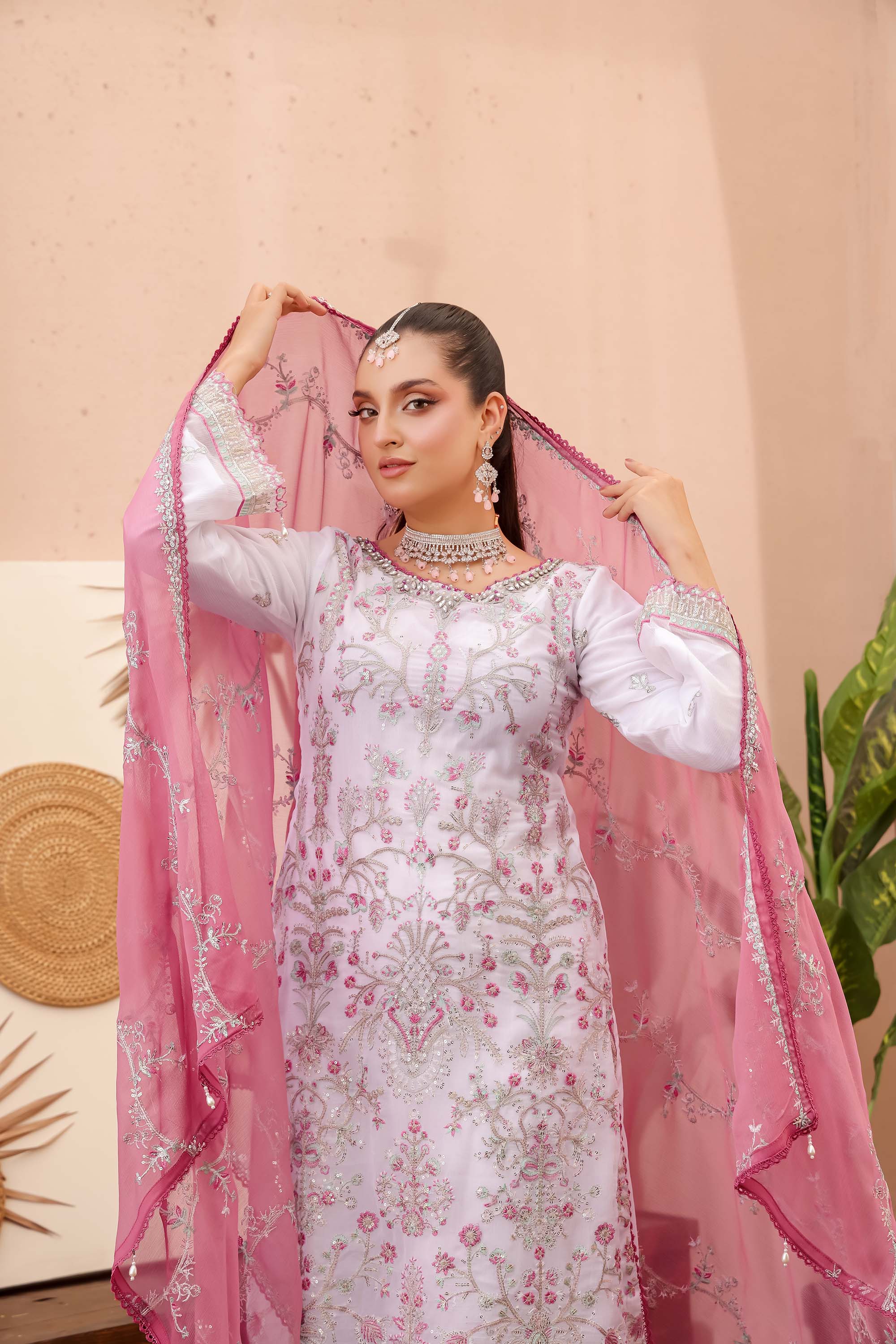 LA Bella White Contrast – Rose Pink