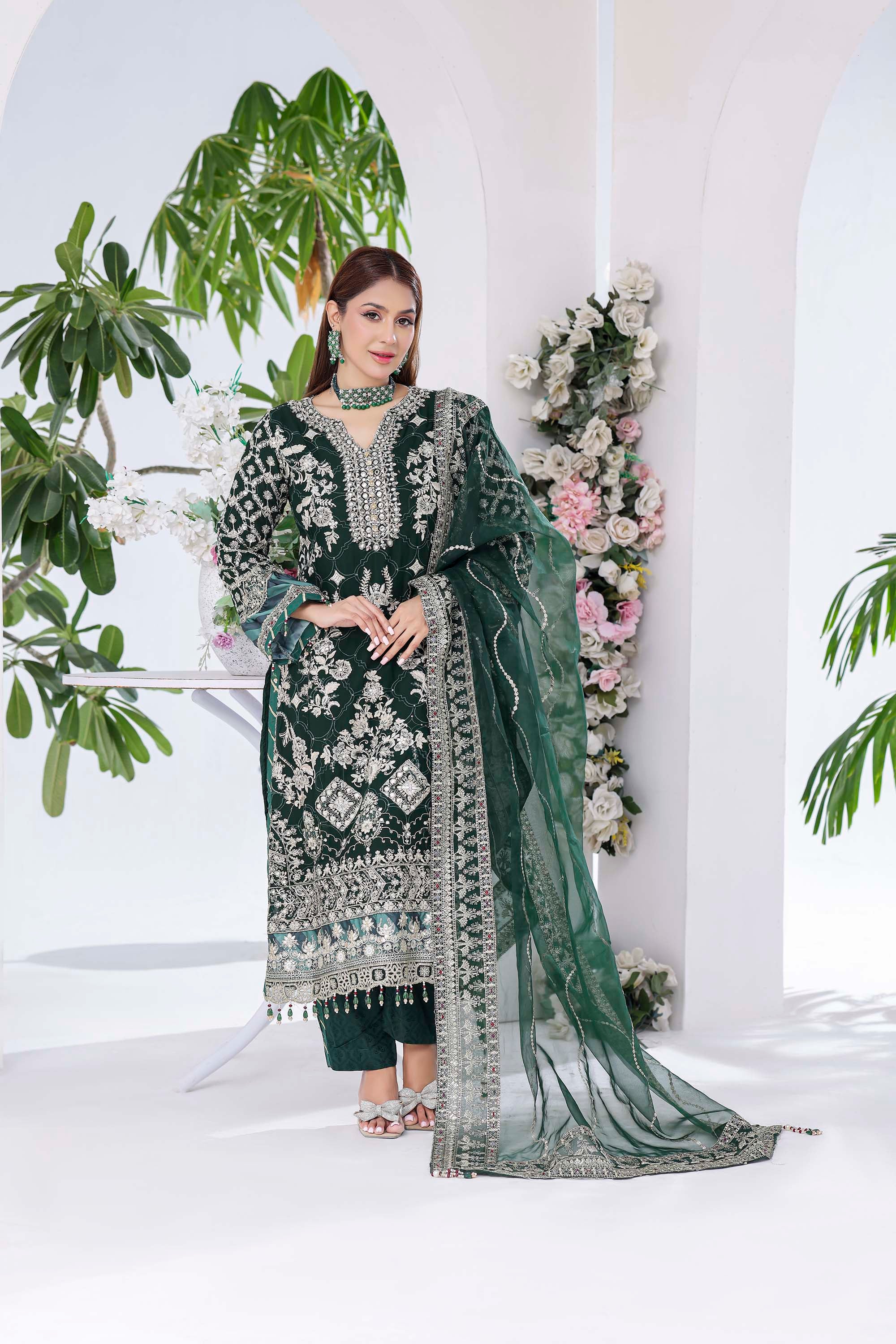 Tehani – Emerald Green Grace