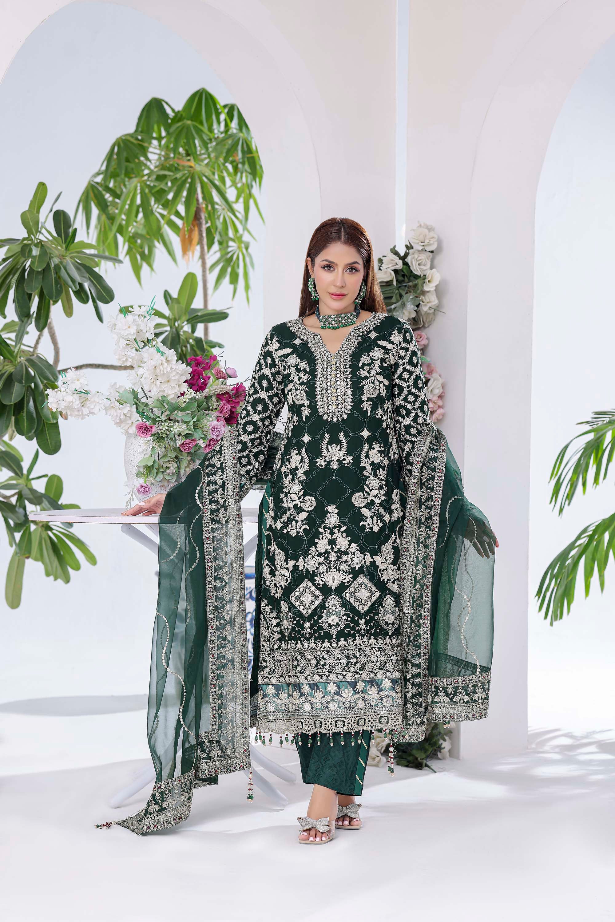 Tehani – Emerald Green Grace