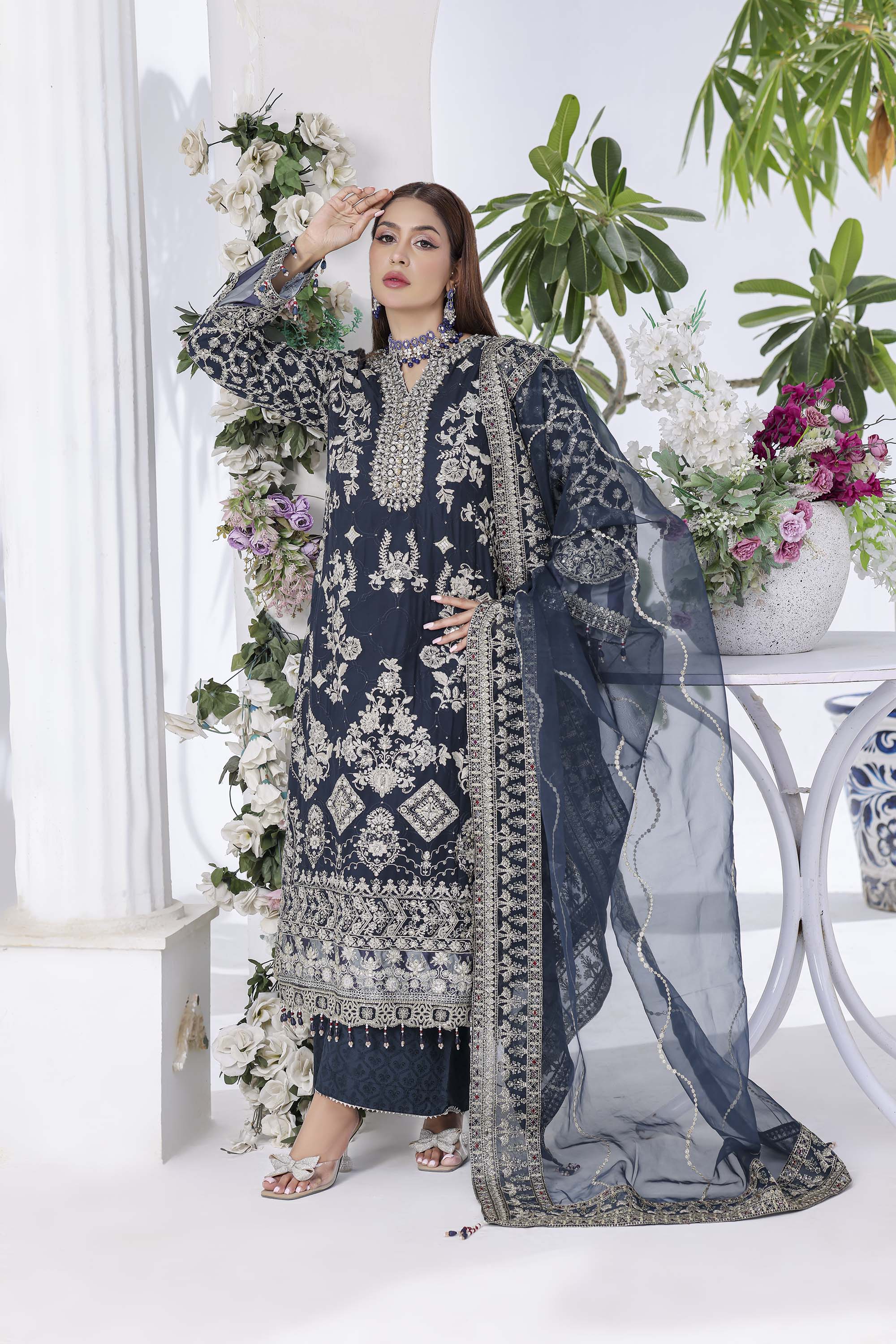 Tehani – Midnight Blue Charm