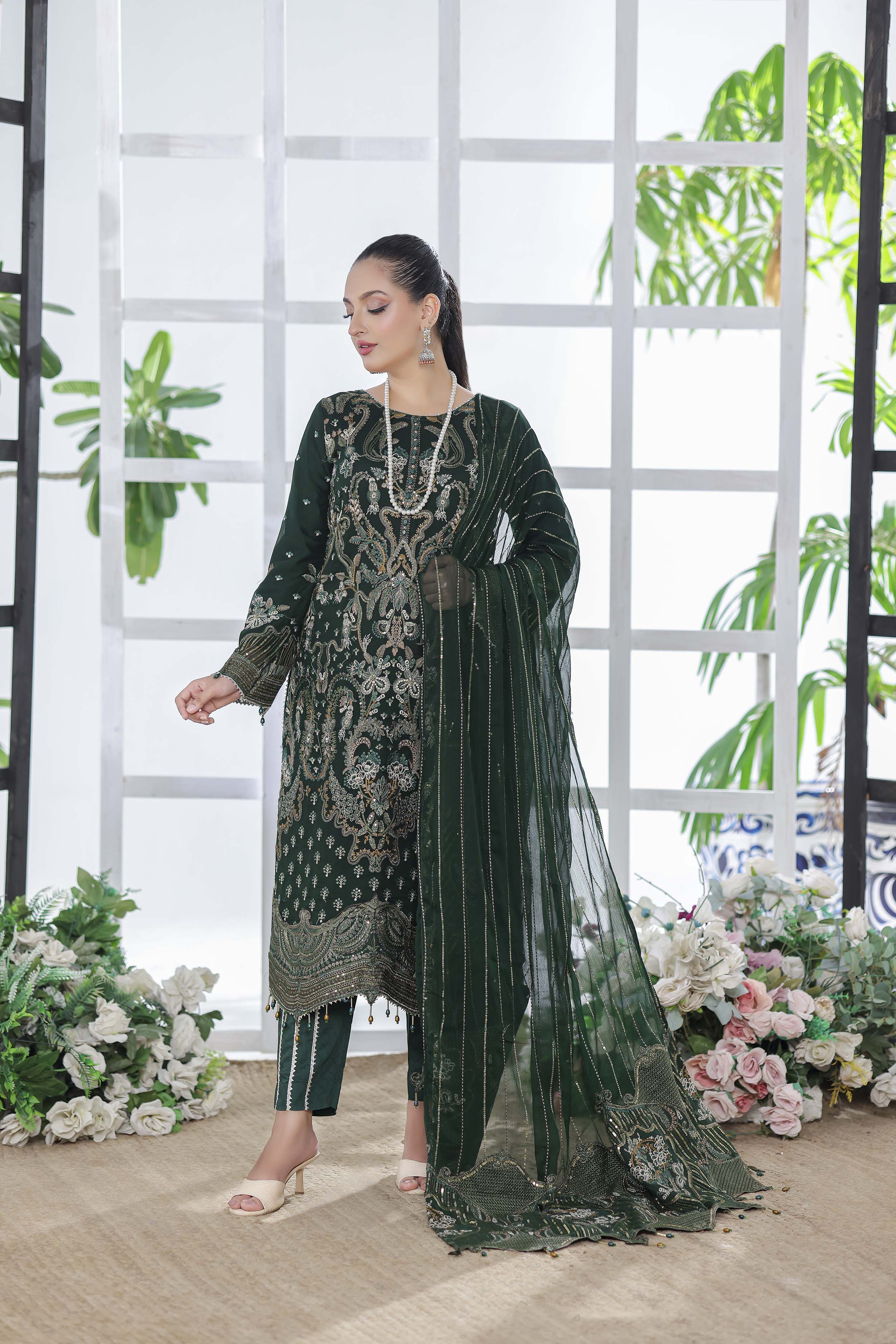 Ghuncha – Emerald Green Luxury Chiffon Outfit