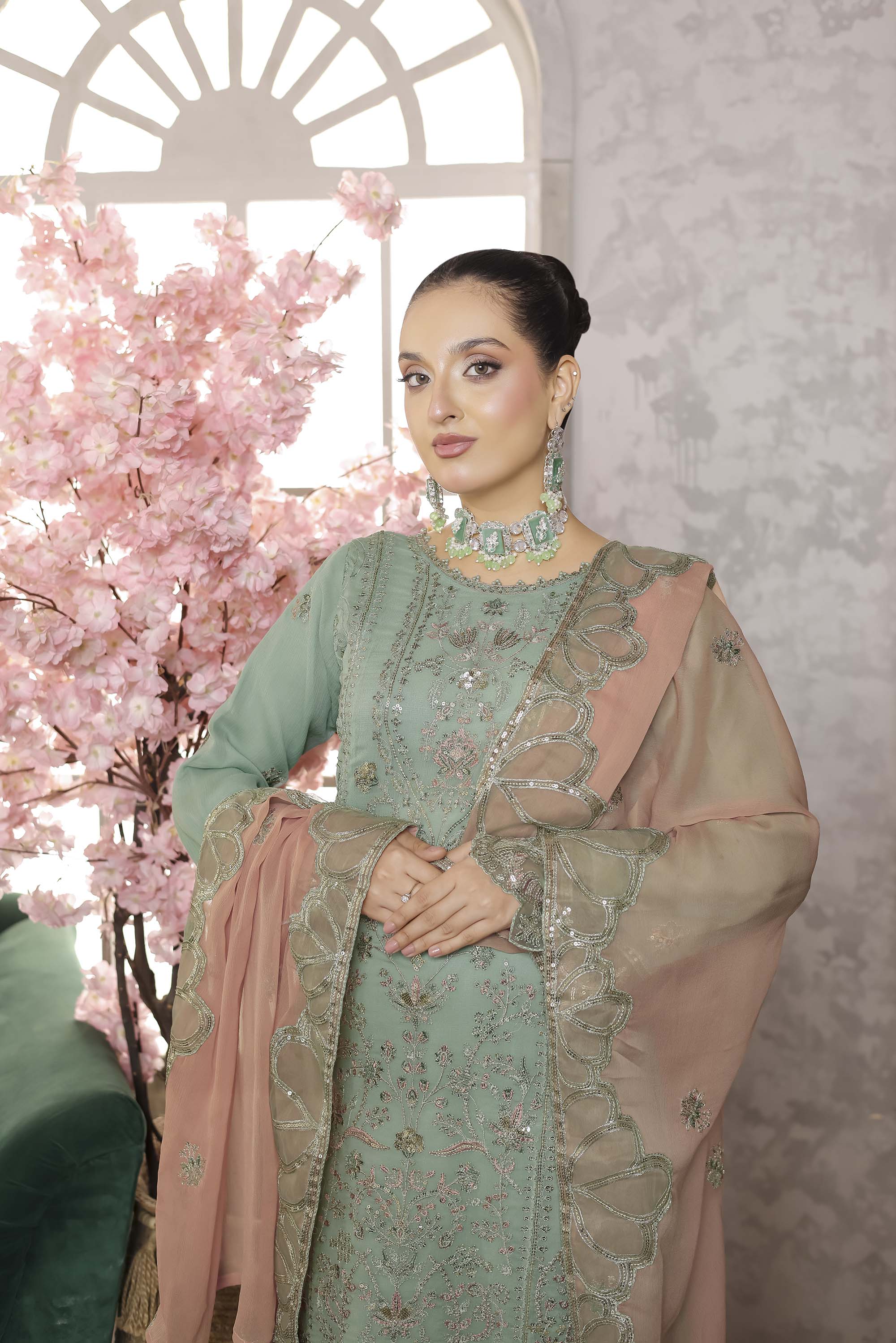 Azure Contrast Embroidered Suit – Seafoam & Peach