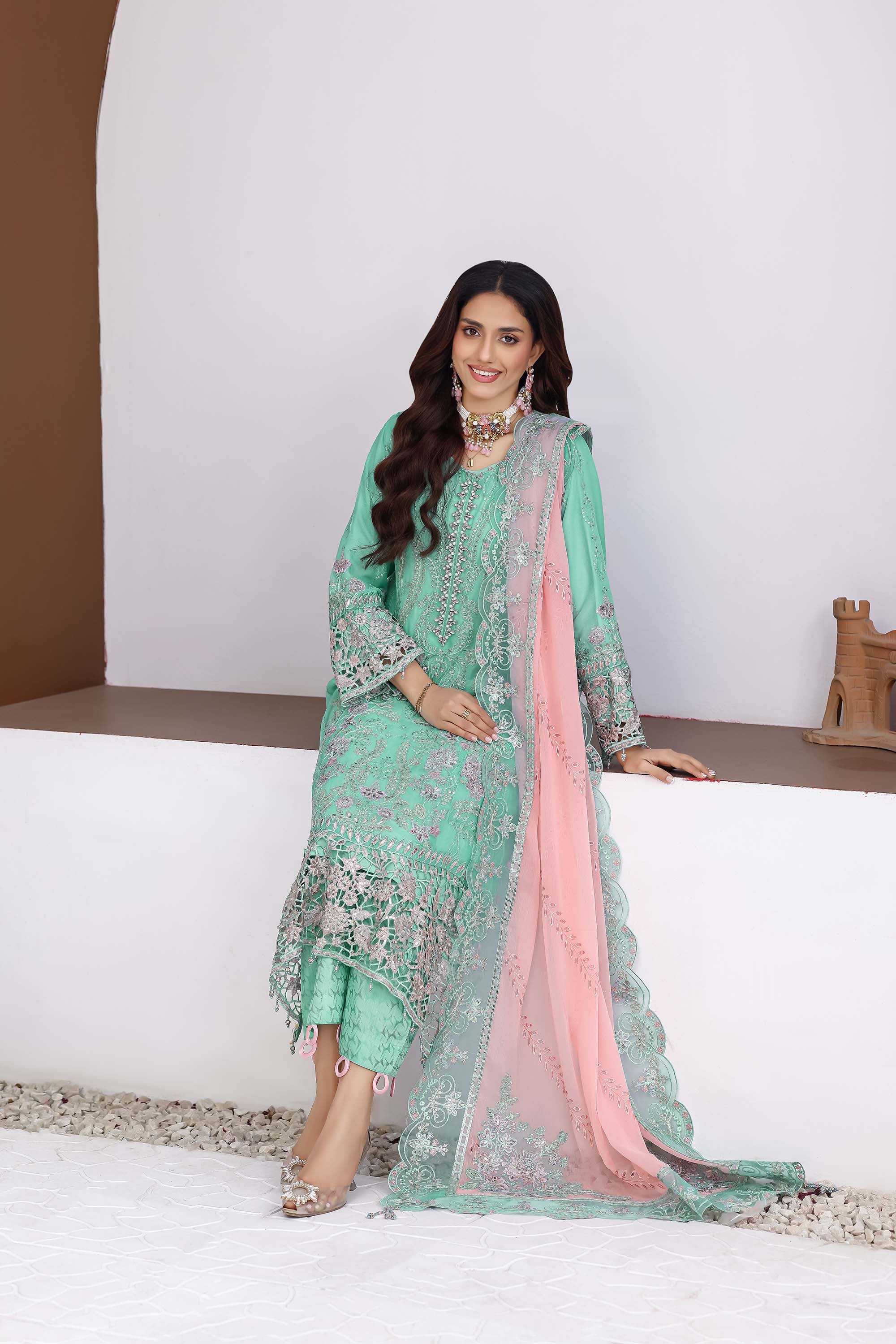 Damir Luxury Embroidered Suit – Mint & Peach