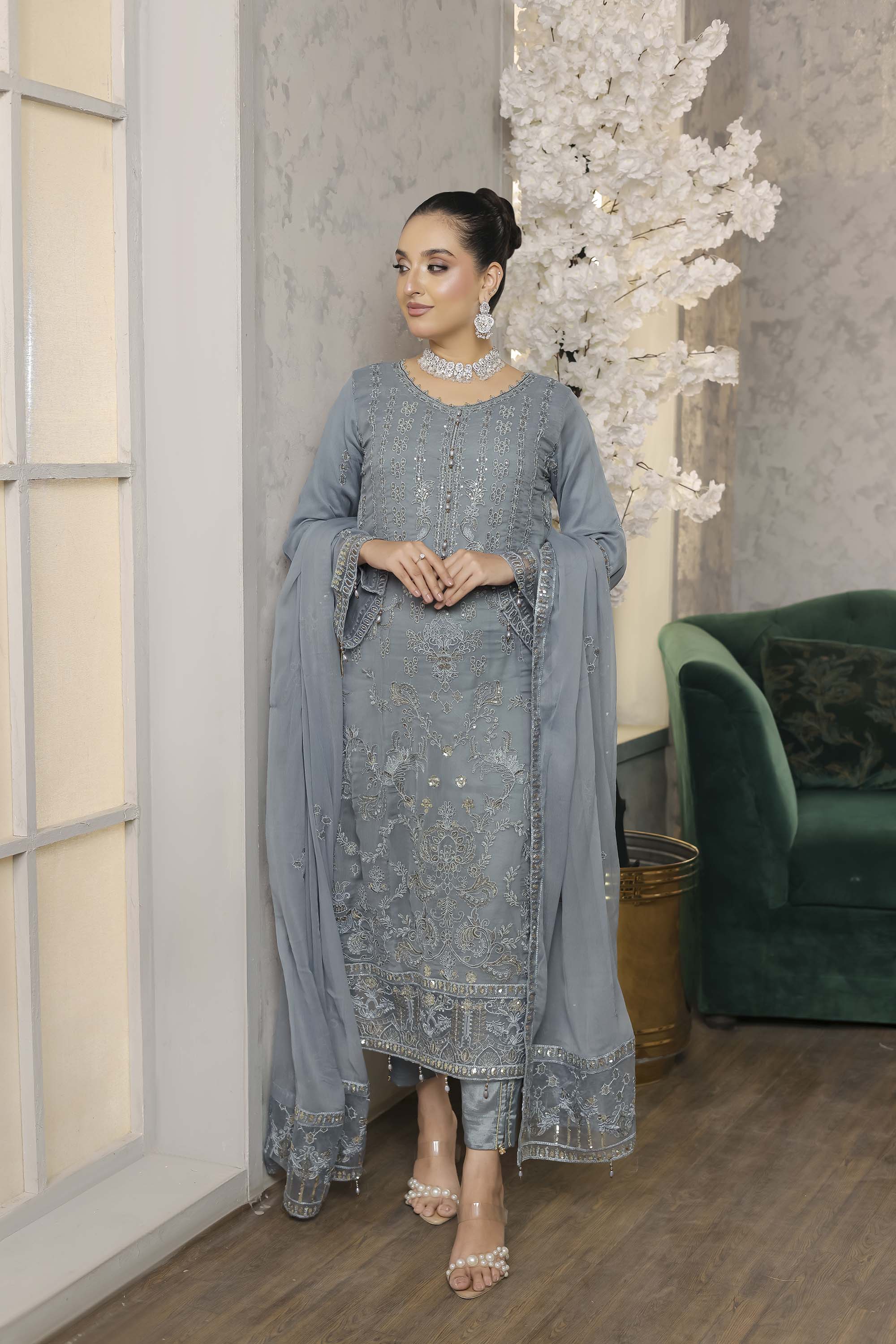 HAYAA – Classic Embroidered Ensemble in Steel Blue