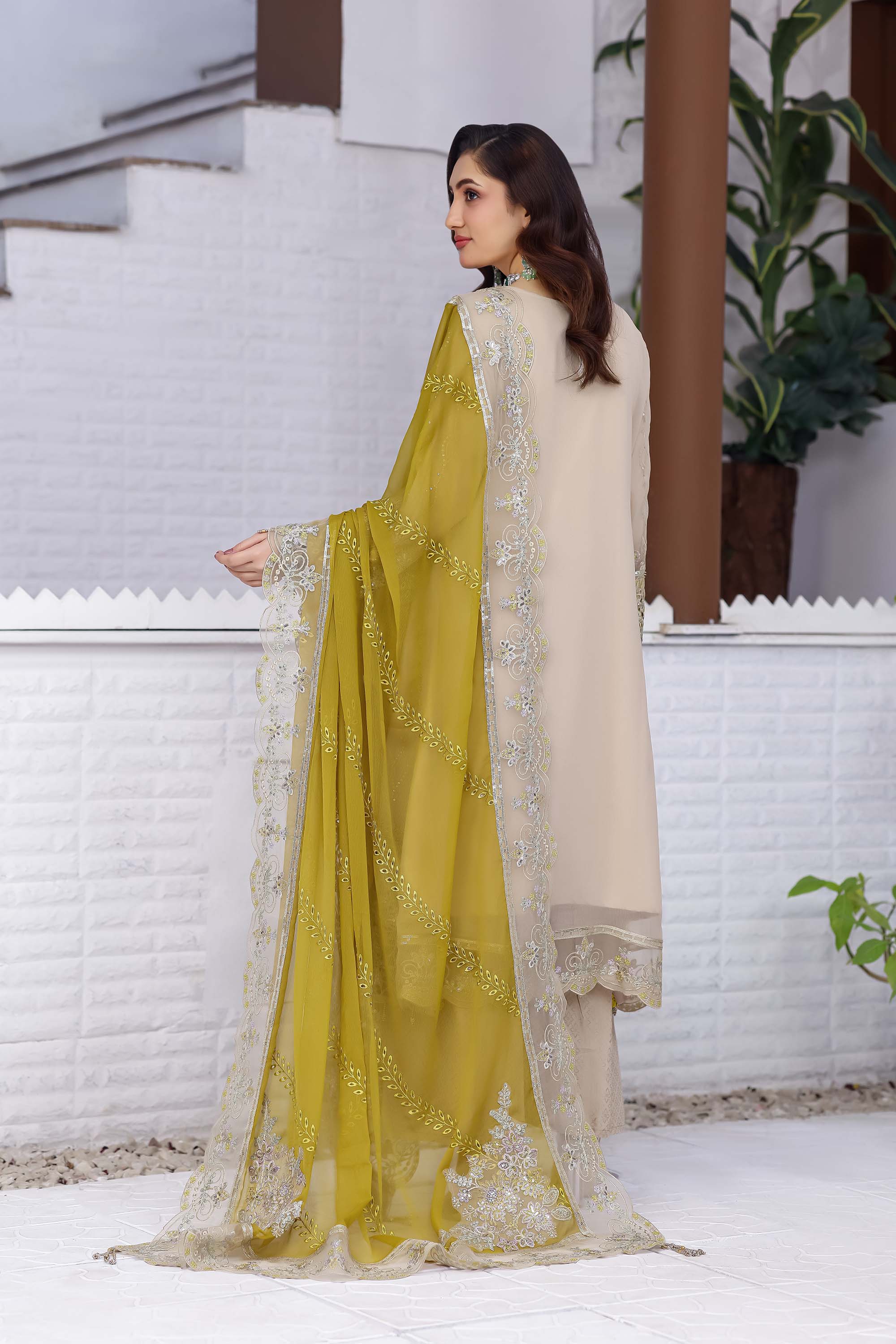 Damir Luxury Embroidered Suit – Taupe & Olive