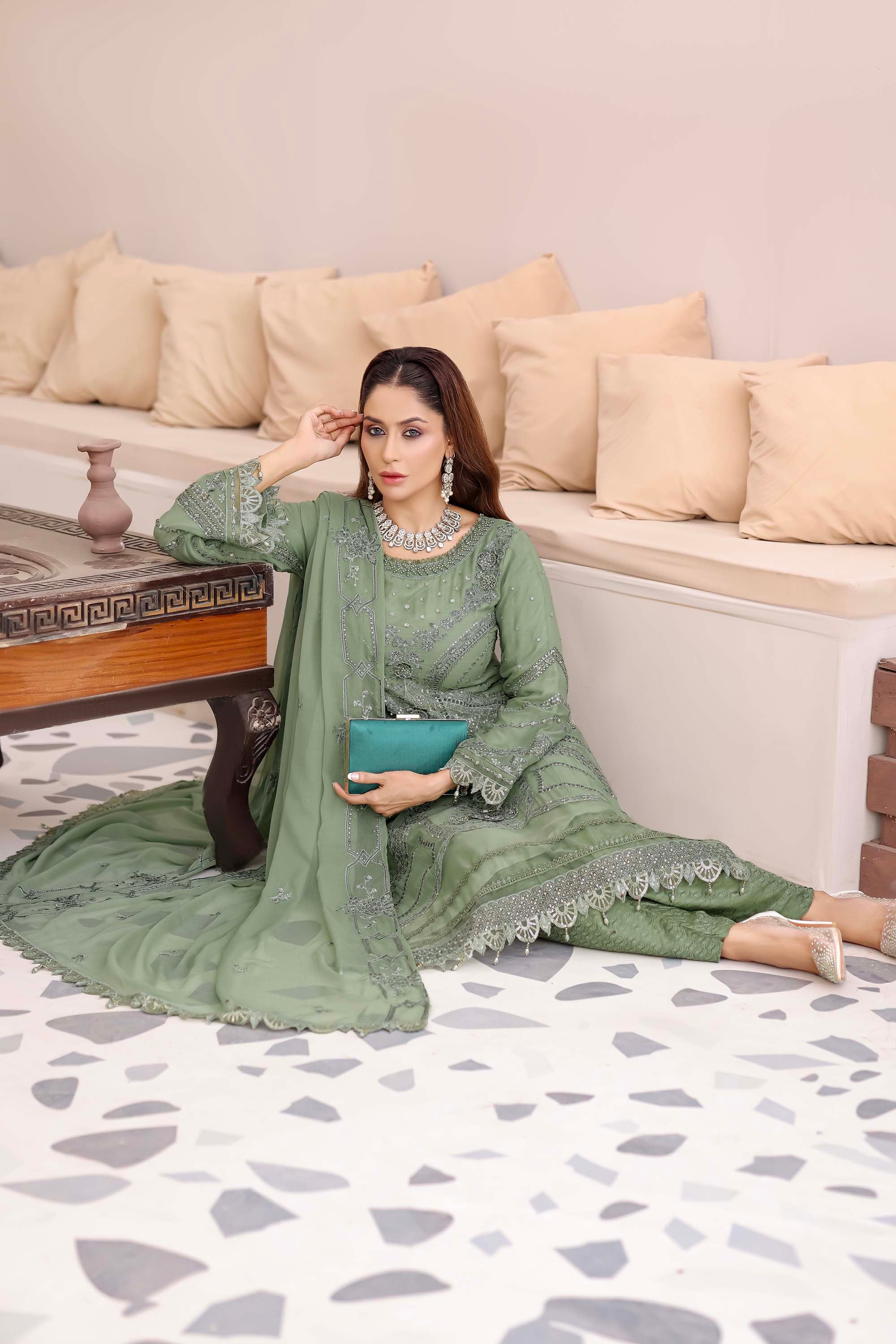 Sage Green Elegant Chiffon Dress - Ballerina Collection