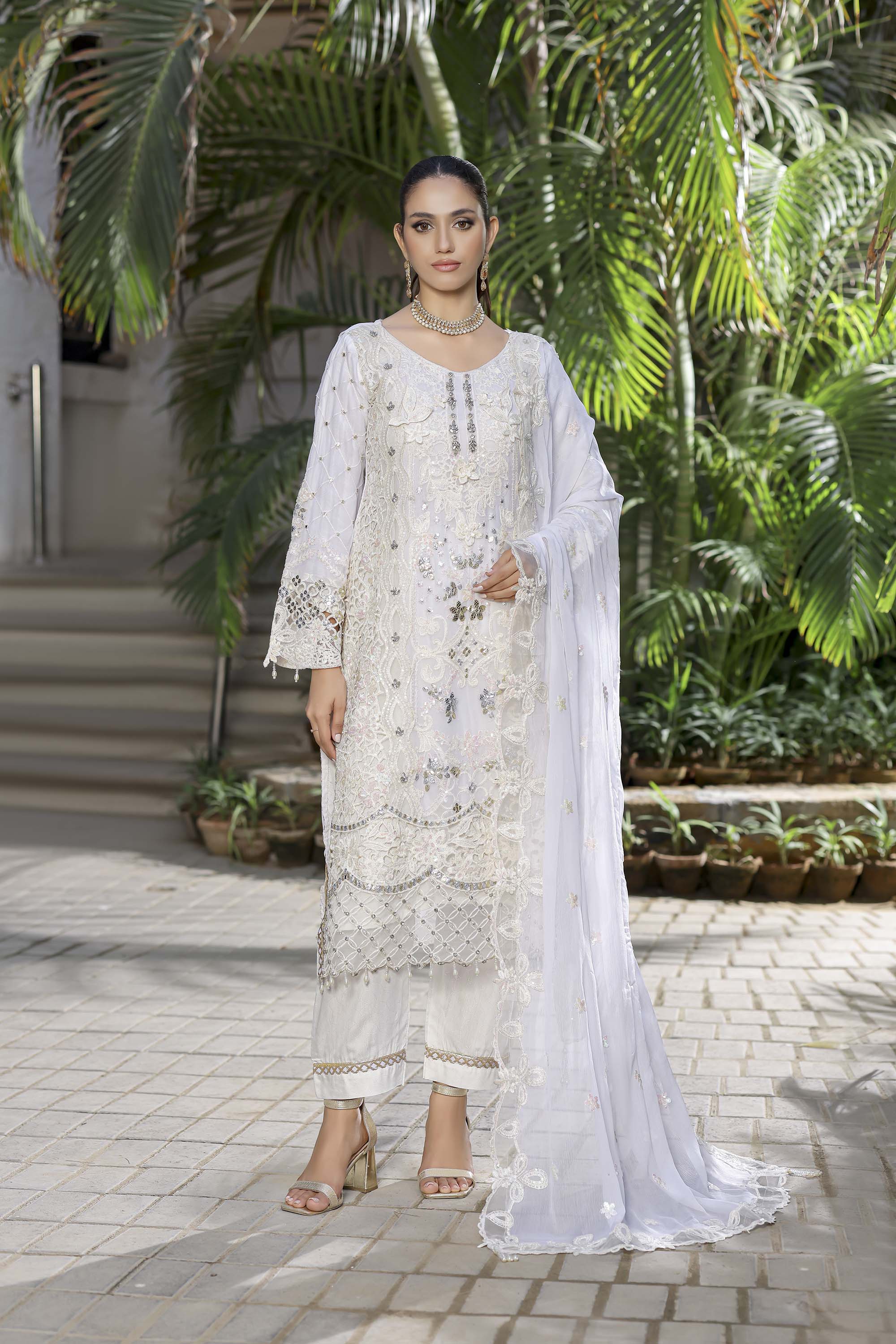 Safeena White Formal Ensemble - Pristine Embroidered Attire