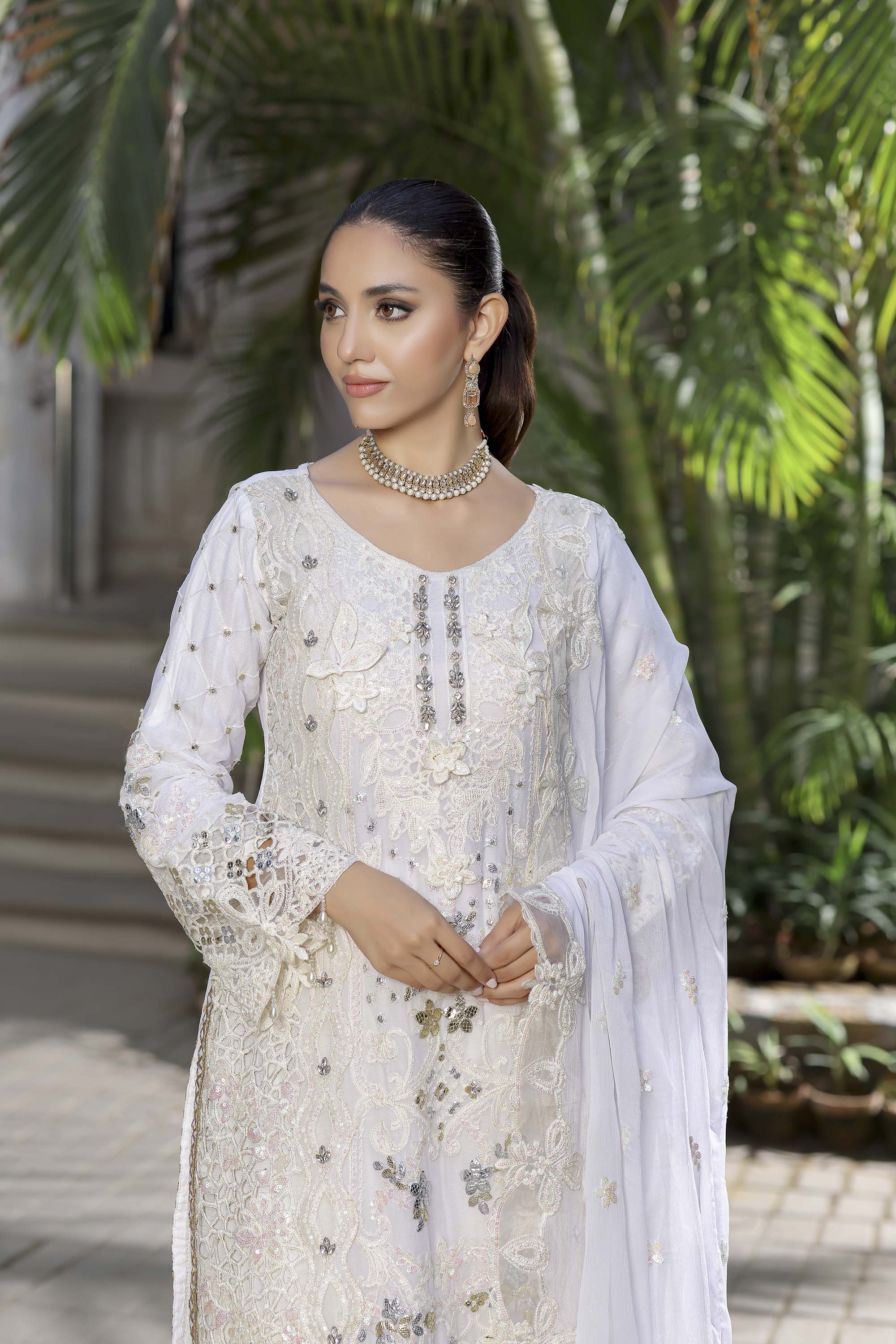 Safeena White Formal Ensemble - Pristine Embroidered Attire