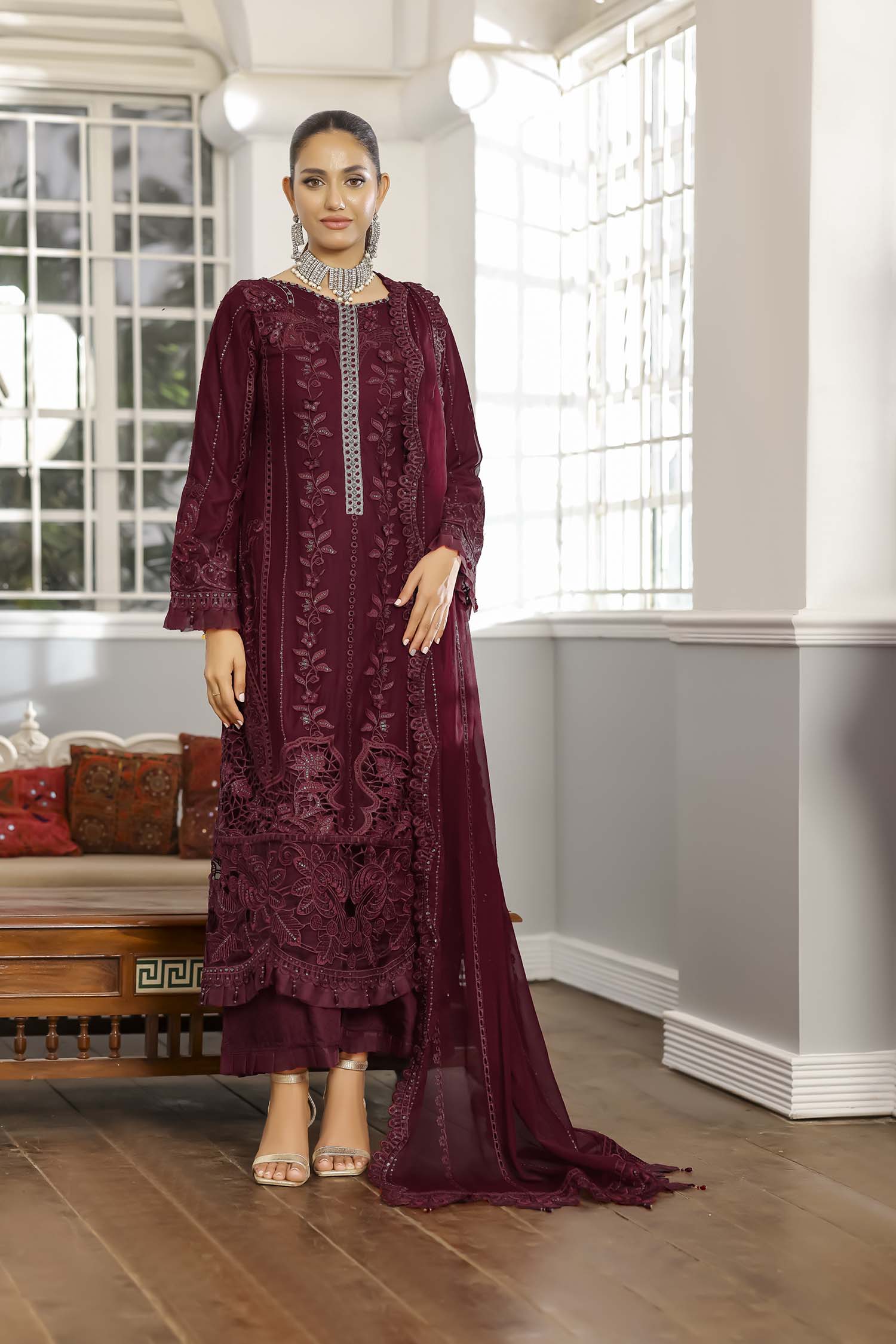 The Ruby Grandeur: Eshaal Wine