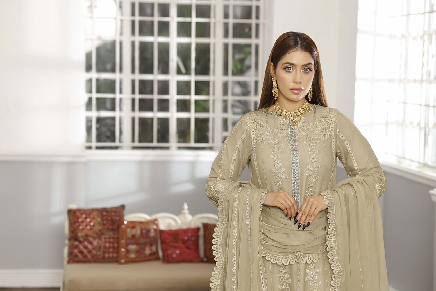 Chic Whisper: Eshaal Taupe Dreams