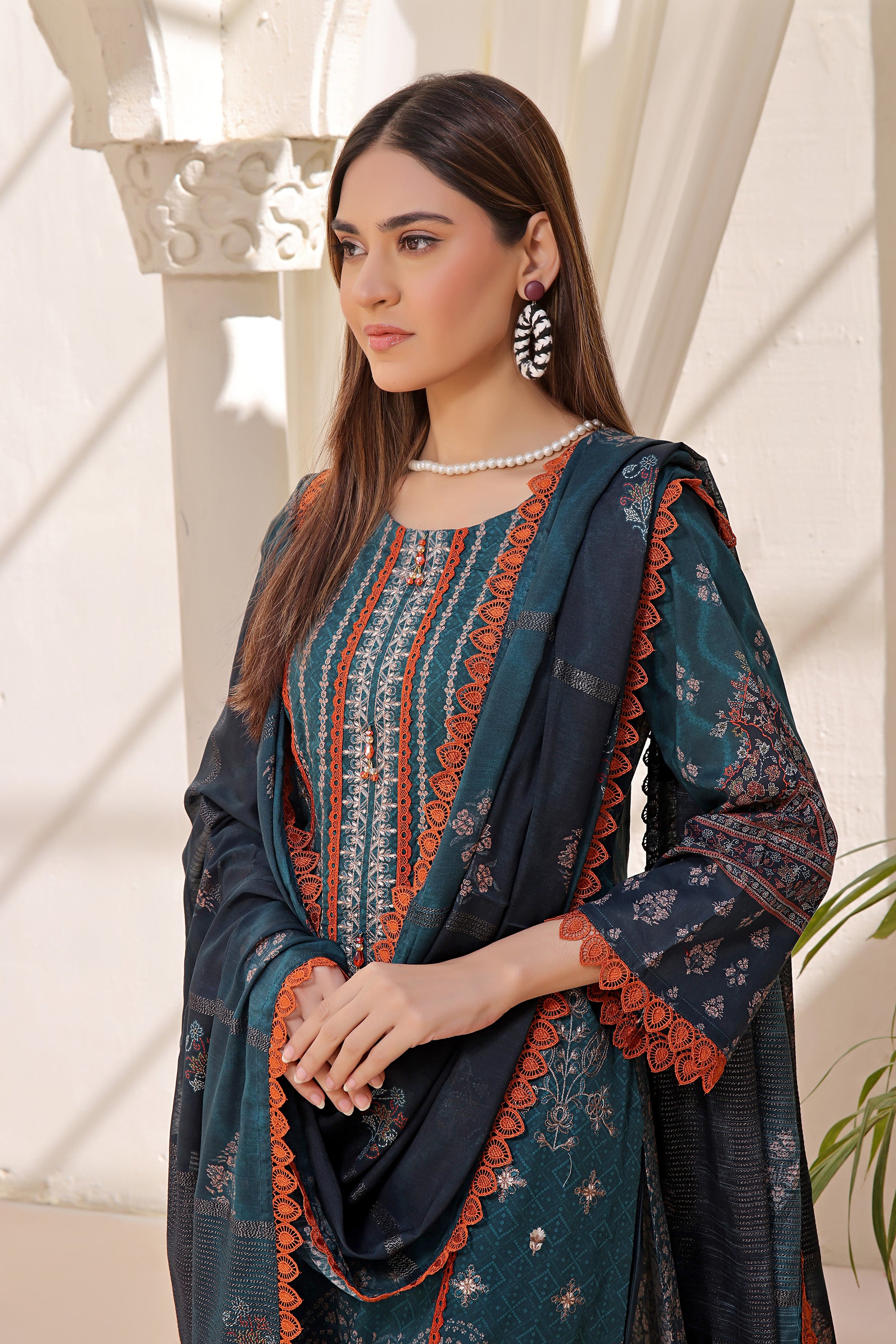 HRN BK-02  Neck embroidered Unstitched 3 Piece suit Zari lawn  dupatta