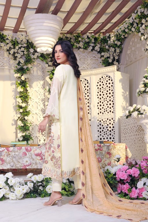 Classic Chiffon 3 piece suits. Royal Off-white floral embroidered Suit contrast Peach Dupatta.