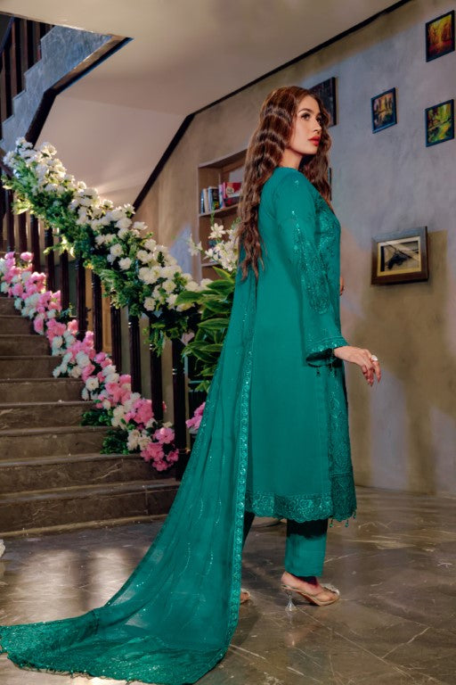 3 piece Fancy Ladies suit. Green Chiffon with Thread & Sequence Embroidered