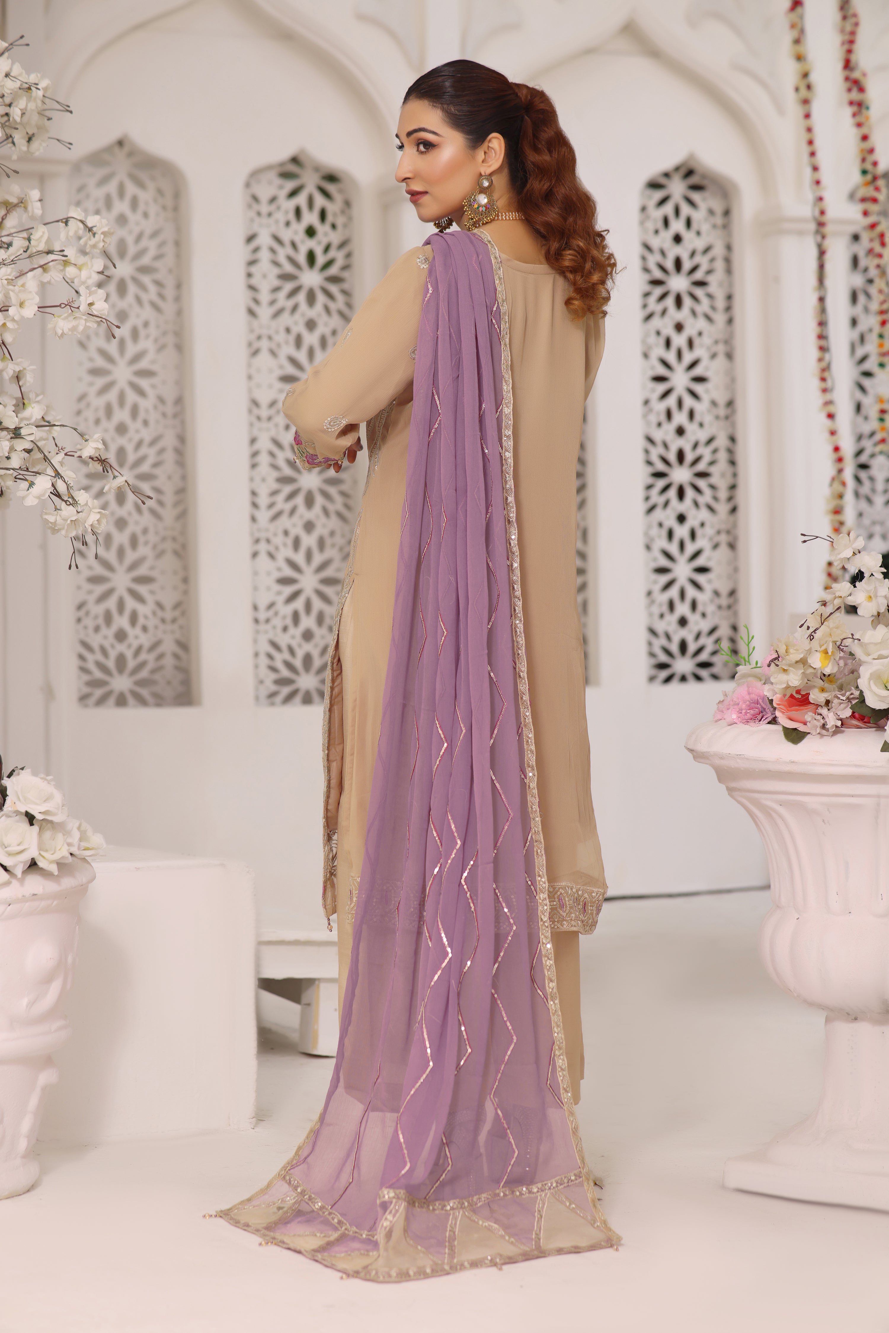 Skin Mauve Contrast- Exquisite Ladies Chiffon Embroidered Suit.