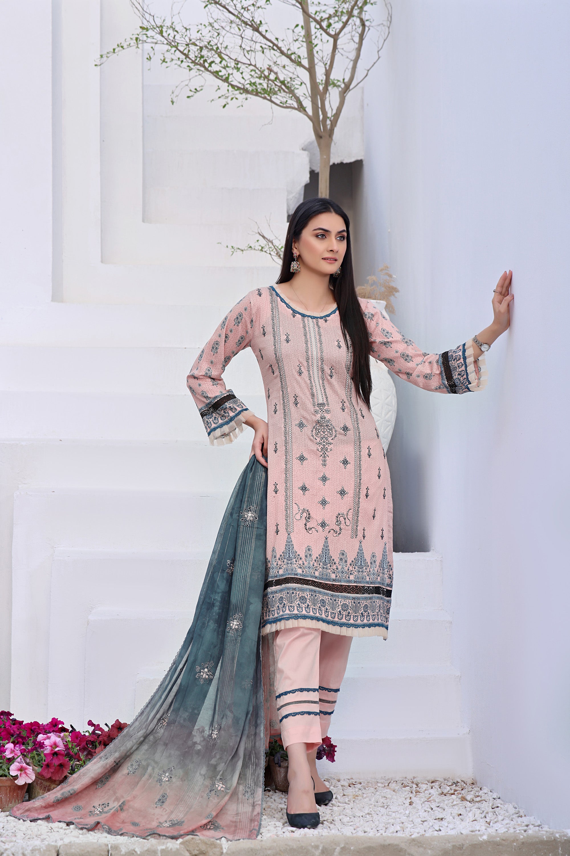 SM BK-05 Neck embroidered Unstitched 3 Piece Lawn suit Swiss dupatta.