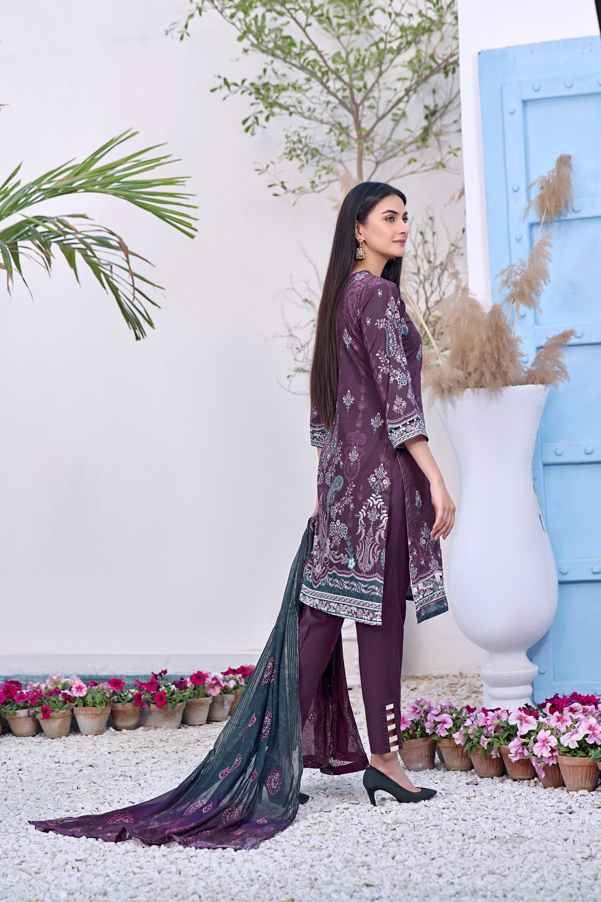 SM BK-09  Neck embroidered Unstitched 3 Piece Lawn suit Swiss dupatta.