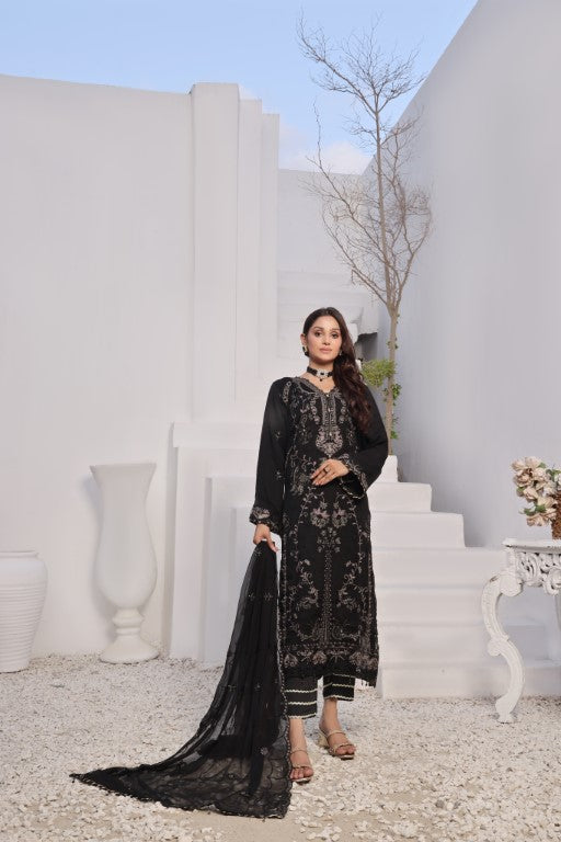 Elegant Black Embroidered Suit | Gul Posh Collection