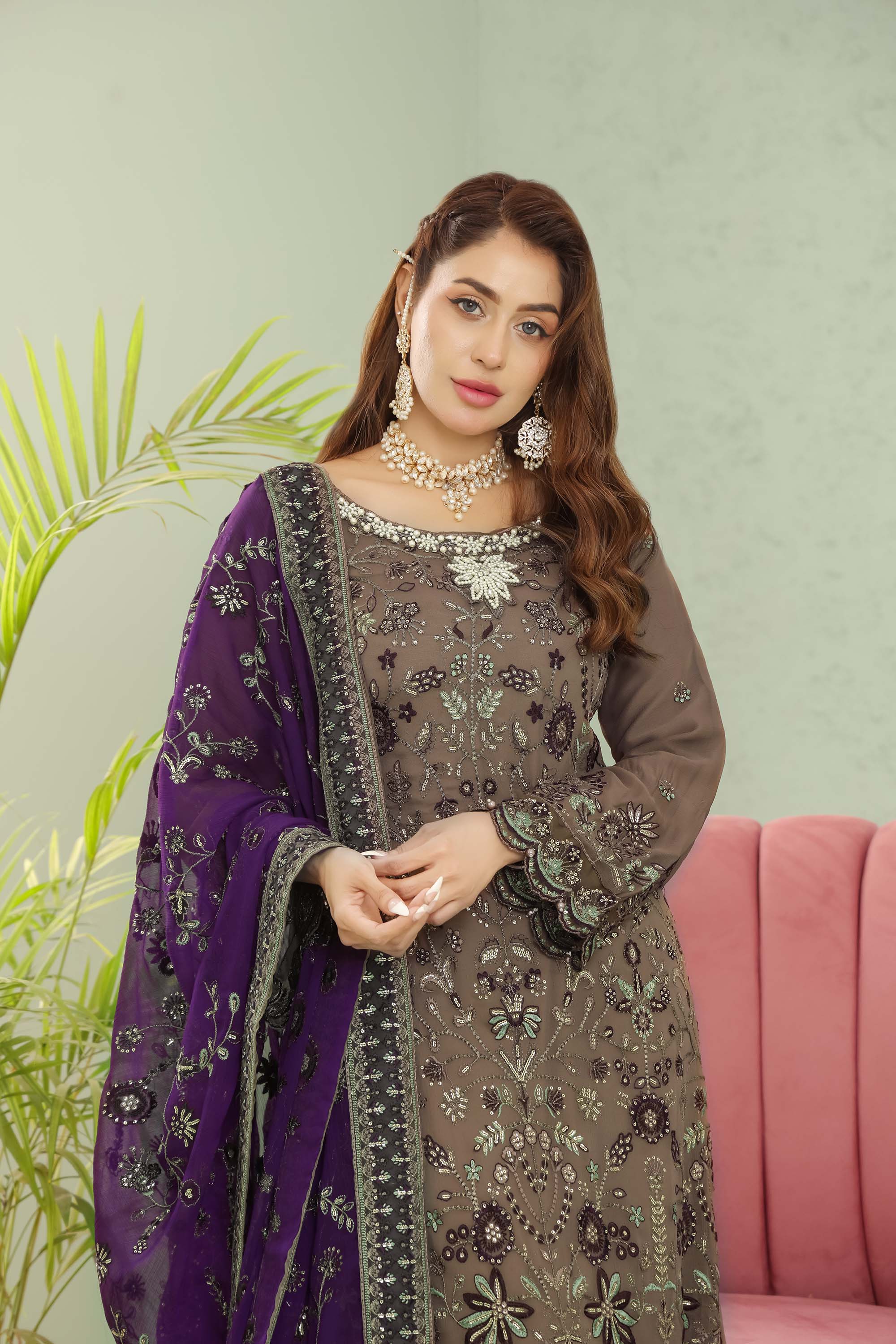 La Bella – Taupe Brown & Purple
