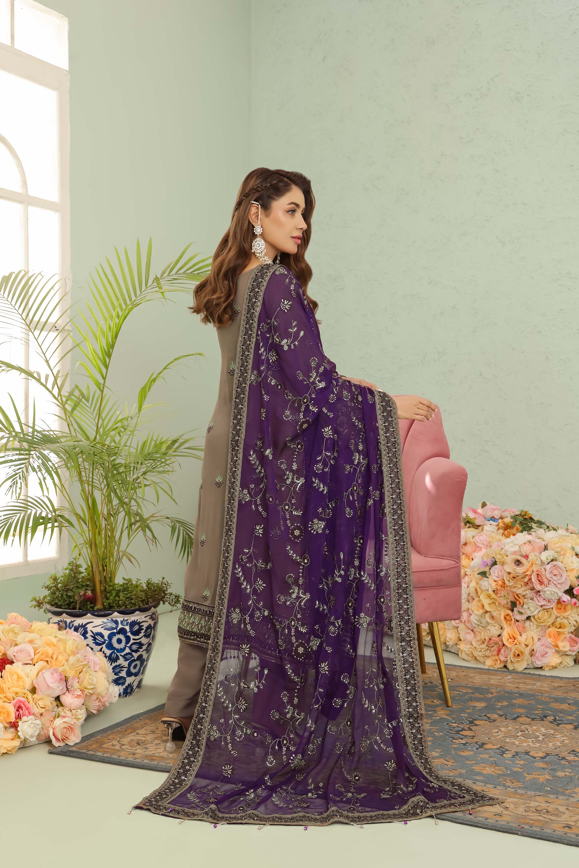 La Bella – Taupe Brown & Purple