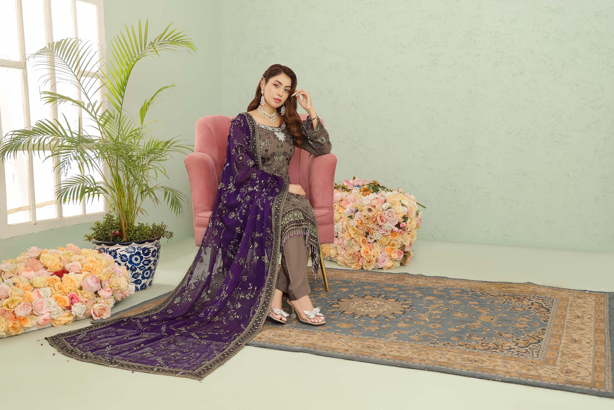 La Bella – Taupe Brown & Purple
