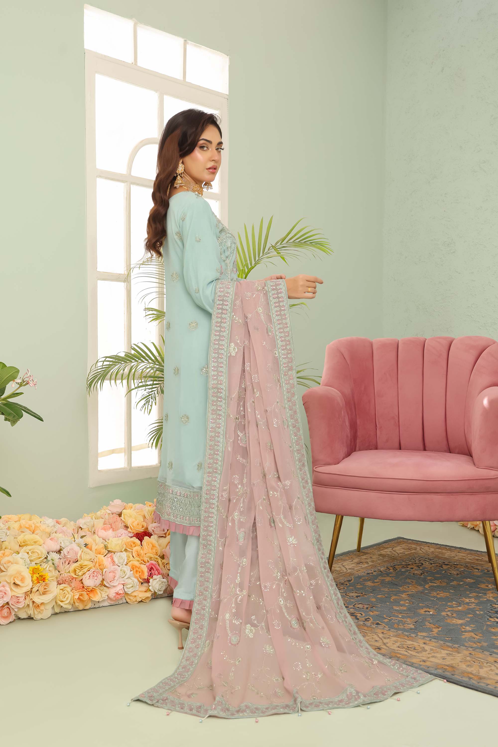 La Bella – Aqua Blue & Blush Pink