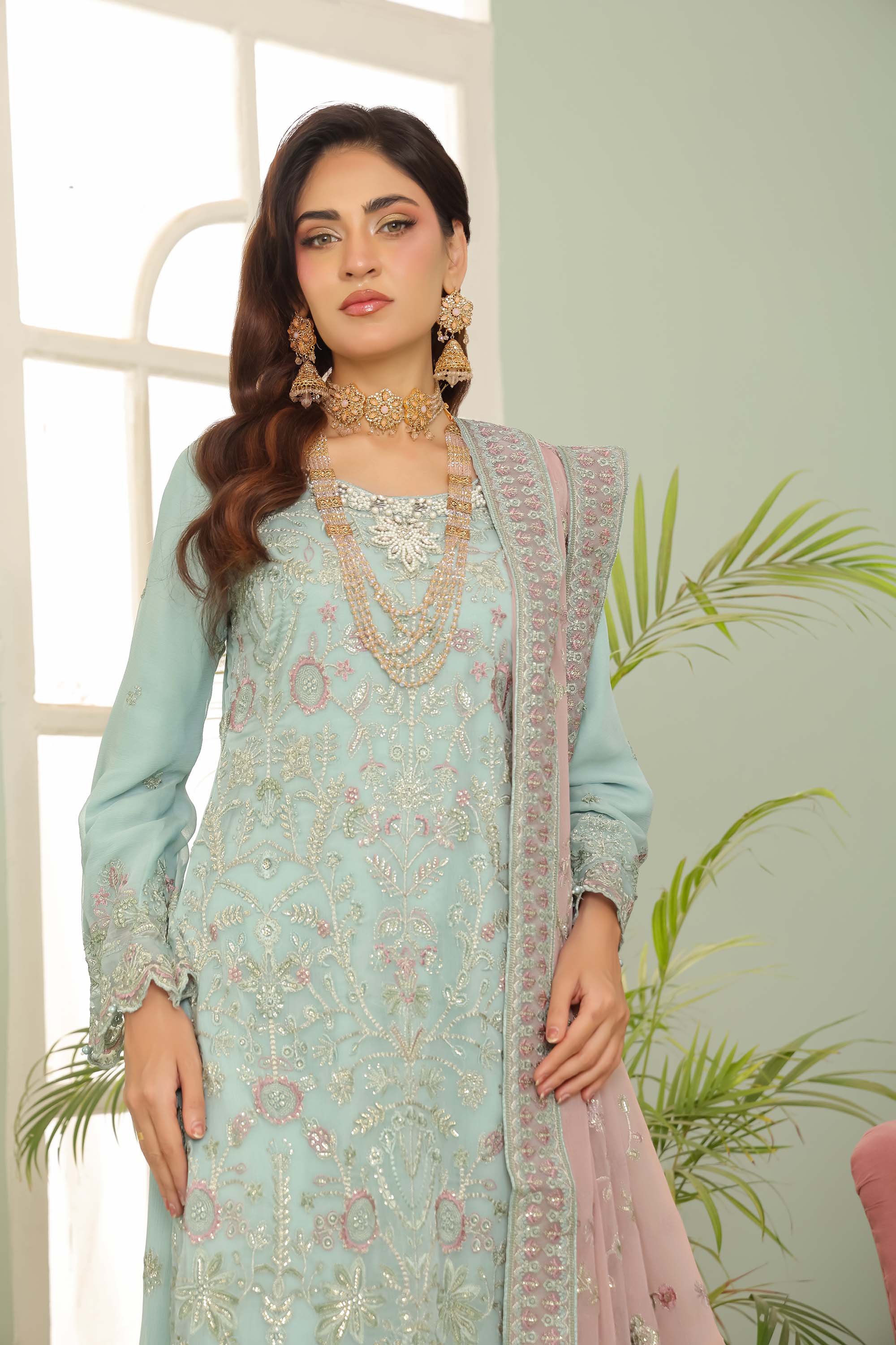 La Bella – Aqua Blue & Blush Pink