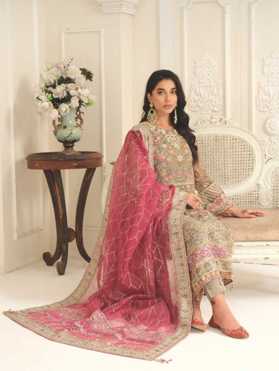 Tehani – Floral Grey with Magenta Glow
