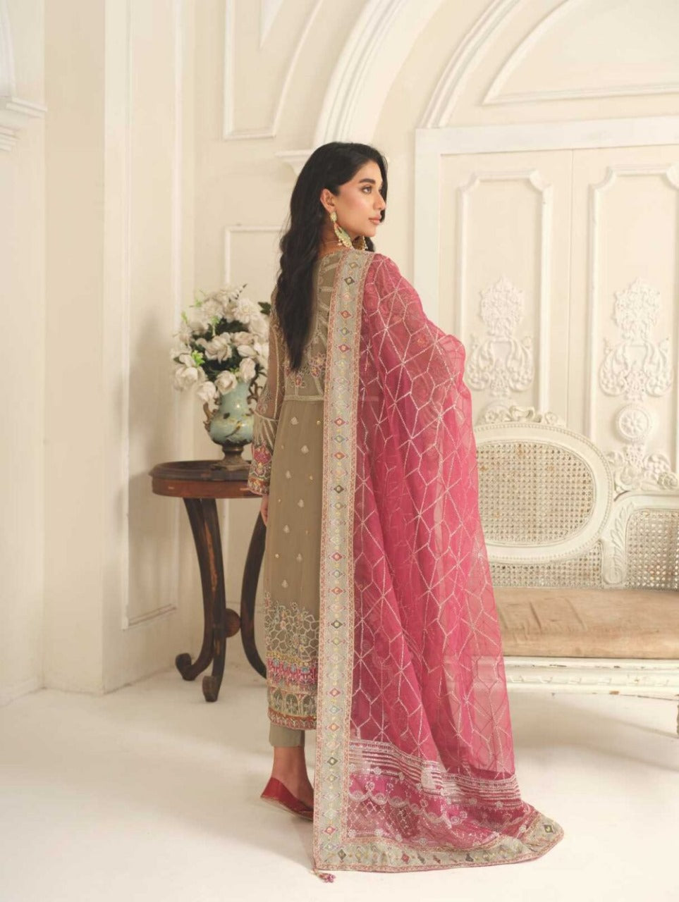 Tehani – Floral Grey with Magenta Glow
